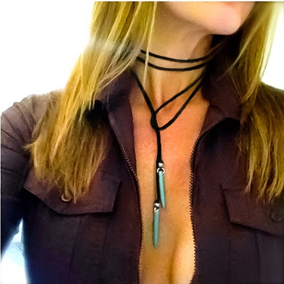 ⚜️[𝟯/$𝟭𝟴]⚜️Black Long Suede Simple Necklace NEW - Picture 10 of 10